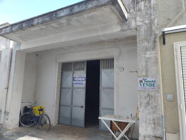 Box in vendita a Puglia, Lecce