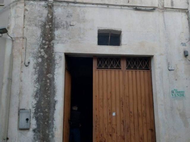 Box in vendita a Puglia, Lecce