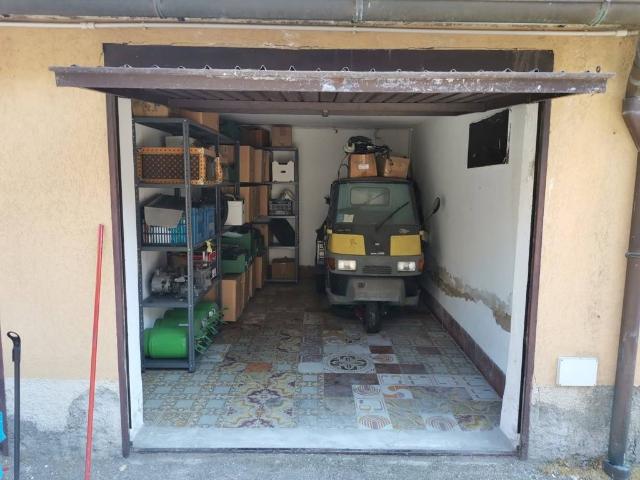 Box in vendita a Nuovo Circondario Imolese, Imola