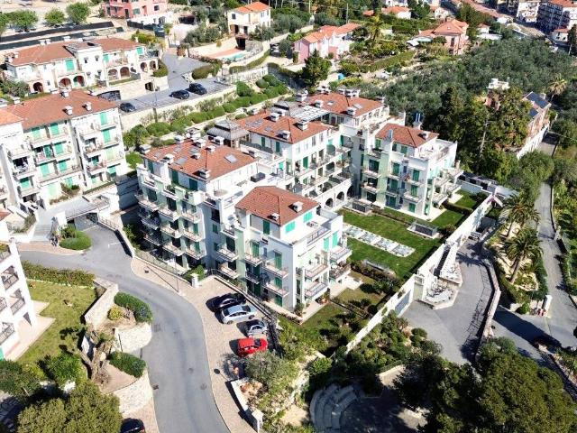 Box in vendita a Borgo Prino, Imperia