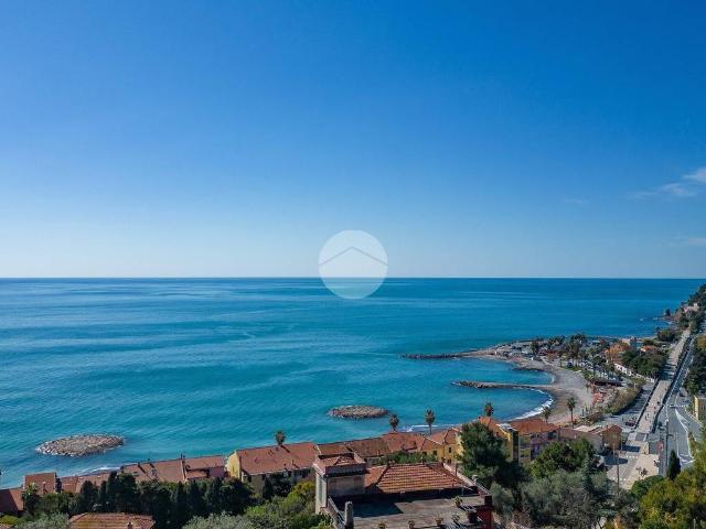 Box in vendita a Borgo Prino, Imperia