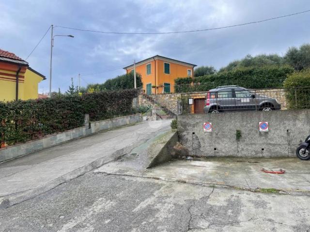 Box in vendita a Artallo, Imperia