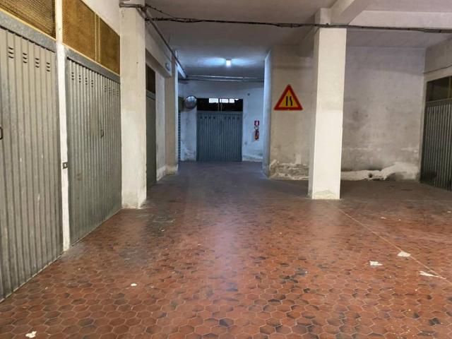 Box in vendita a Isernia, Molise