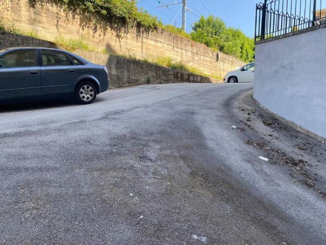 Box in vendita a Isernia, Molise