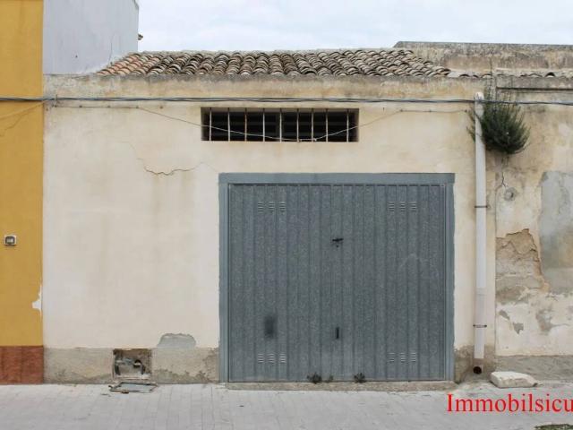 Box in vendita a Ispica, Sicilia