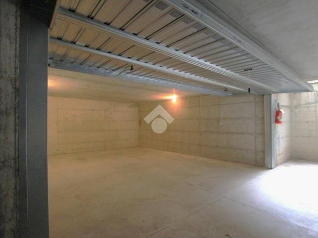 Box in vendita a Unione dei comuni della Valletta, Perego
