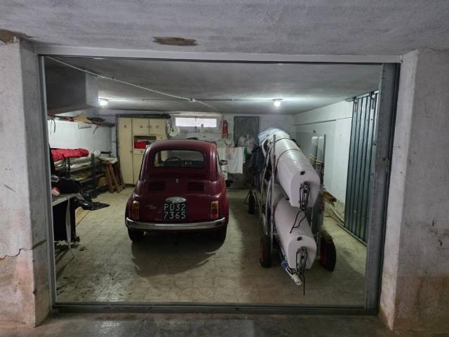 Box in vendita a Laigueglia, Liguria