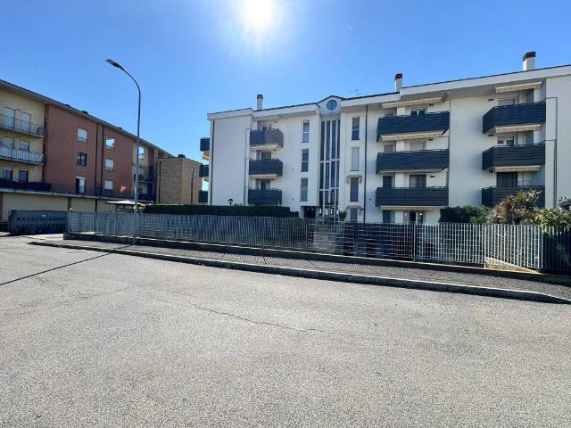Box in vendita a Lallio, Lombardia
