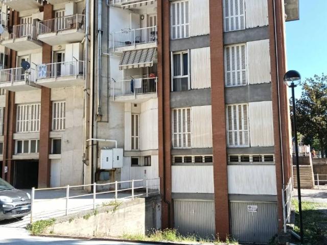 Box in vendita a Unione Montana di Comuni delle Valli di Lanzo, Ceronda e Casternone, Piemonte