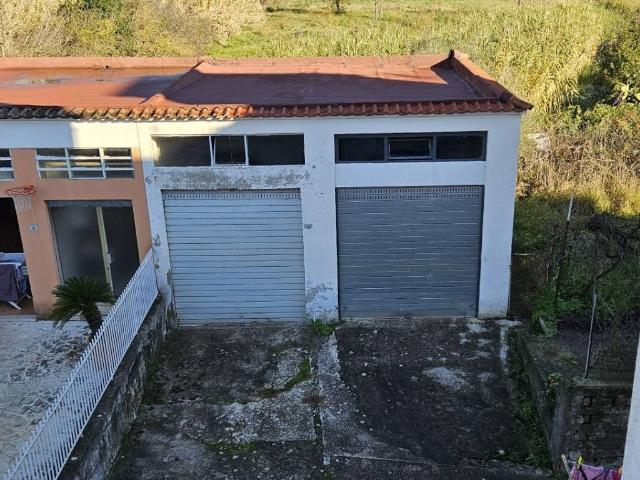 Box in vendita a Nicolosi, Latina