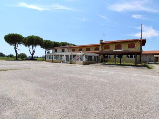 Box in vendita a Latisana, Friuli-Venezia Giulia