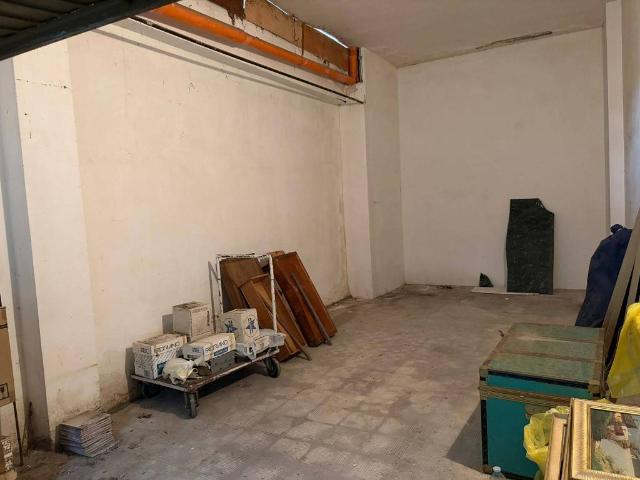 Box in vendita a Puglia, Lecce