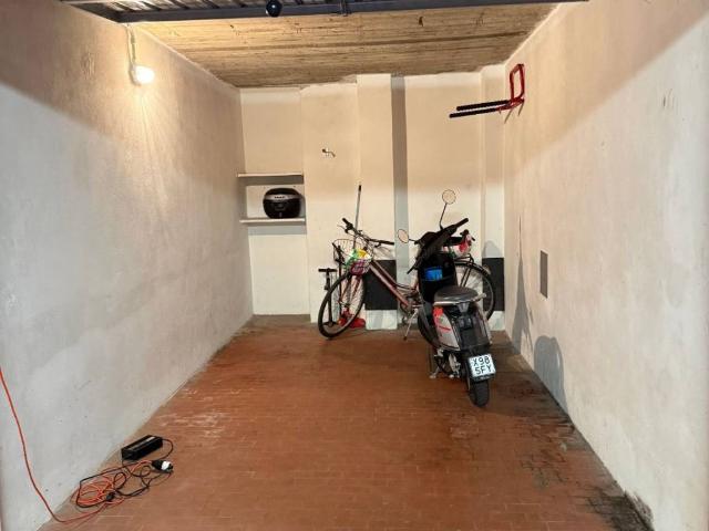 Box in vendita a Pescarenico, Lecco