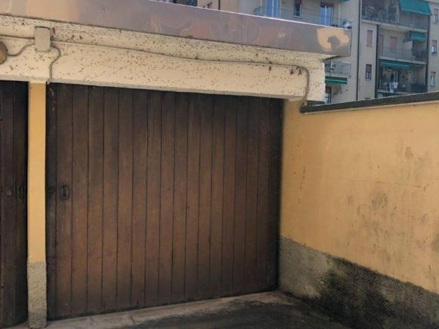 Box in vendita a Oltrestazione, Legnano