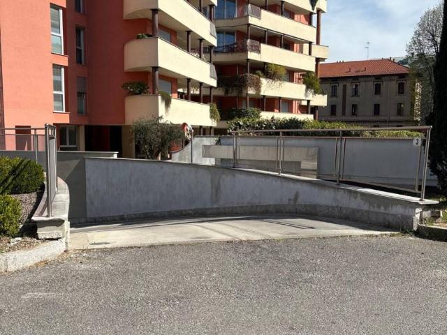 Box in vendita a Oltresempione, Legnano