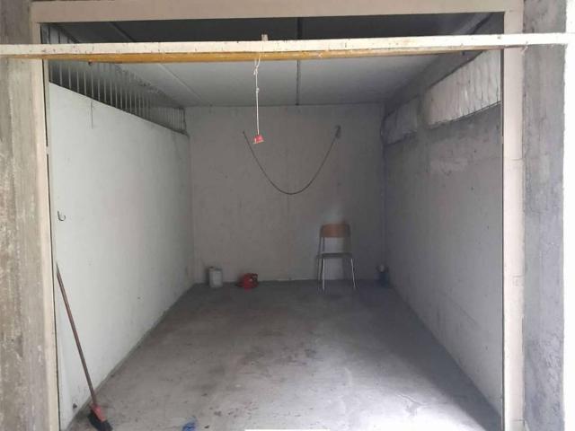 Box in vendita a Oltrestazione, Legnano