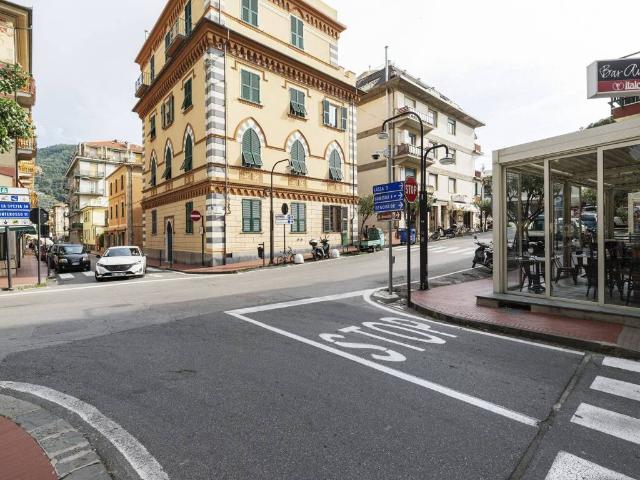 Box in vendita a Levanto, Liguria
