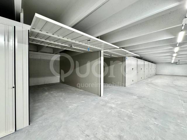 Box in vendita a Lignano City, Lignano Pineta