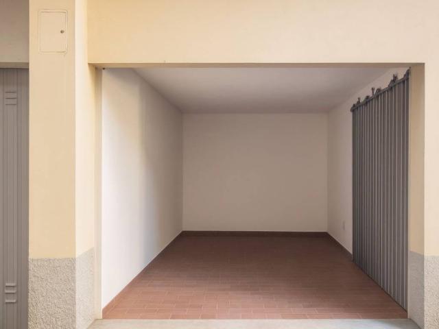 Box in vendita a Limbiate, Lombardia
