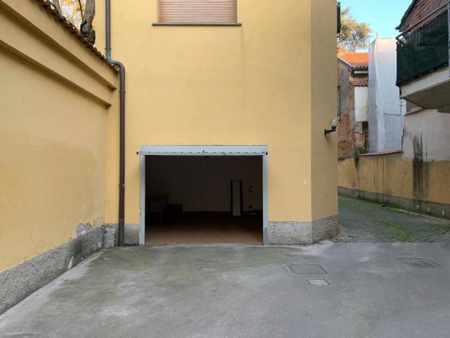 Box in vendita a Ceresolo, Limbiate
