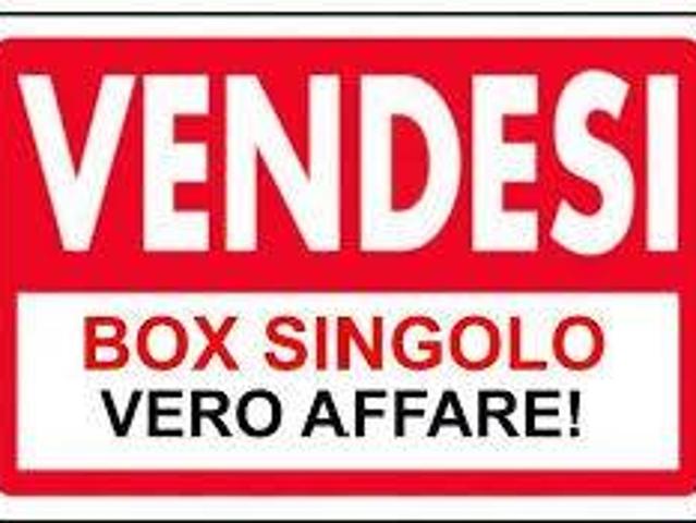 Box in vendita a Limido Comasco, Lombardia