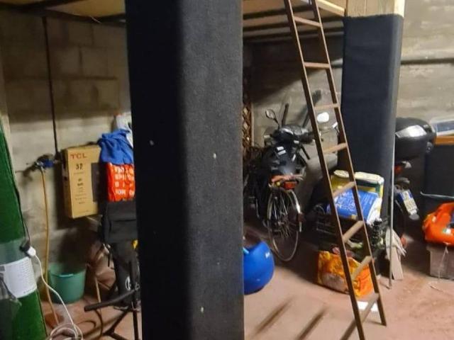 Box in vendita a Banditella, Livorno