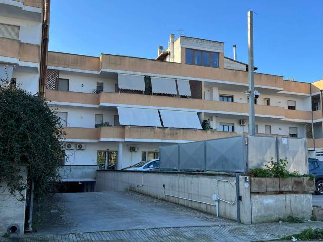 Box in vendita a Puglia, Lecce