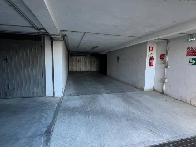 Box in vendita a Puglia, Lecce