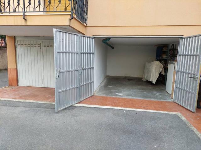 Box in vendita a Loano, Savona