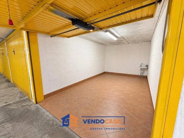 Box in vendita a Borgo Castello, Loano