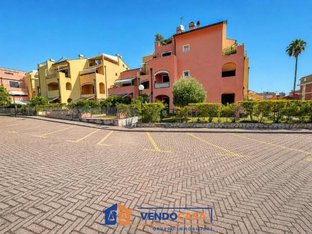 Box in vendita a Loano, Liguria
