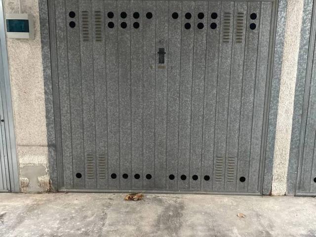 Box in vendita a Loano, Liguria
