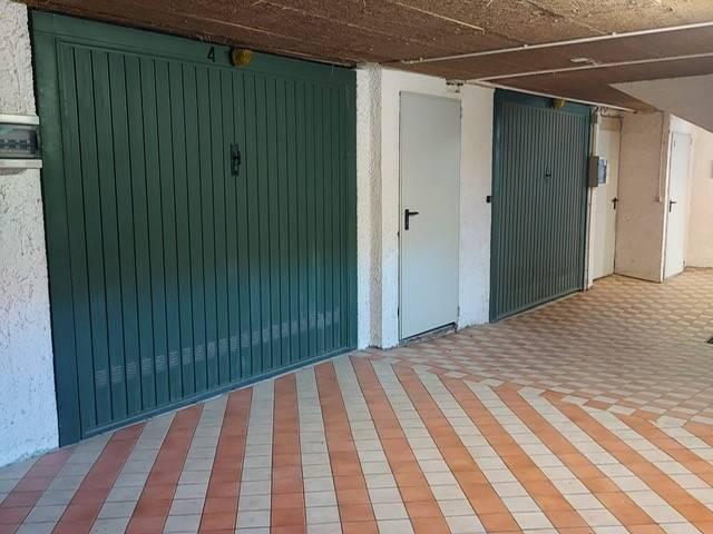 Box in vendita a Borgo Castello, Loano