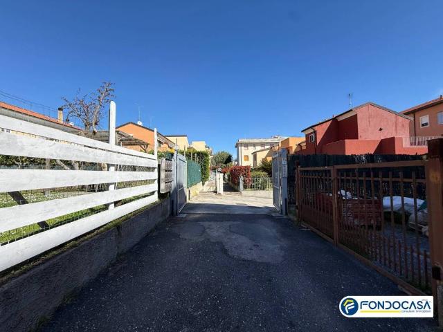 Box in vendita a Loano, Liguria