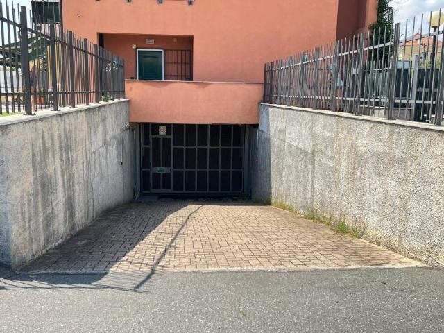Box in vendita a Loano, Liguria