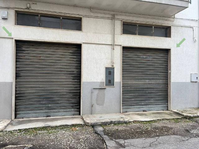 Box in vendita a Puglia, Bari