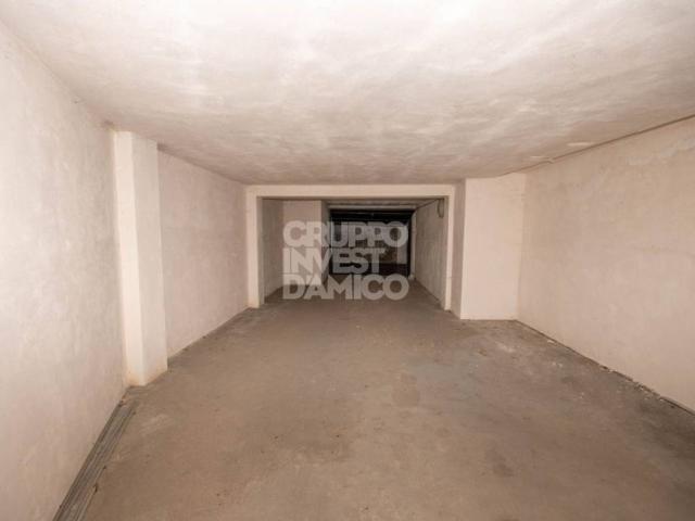 Box in vendita a Locorotondo, Bari