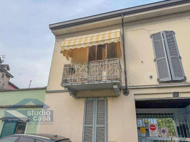 Box in vendita a Revellino, Lodi