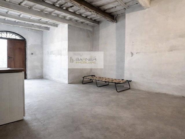 Box in vendita a Sant'Anna, Bagni Di Lucca Ponte