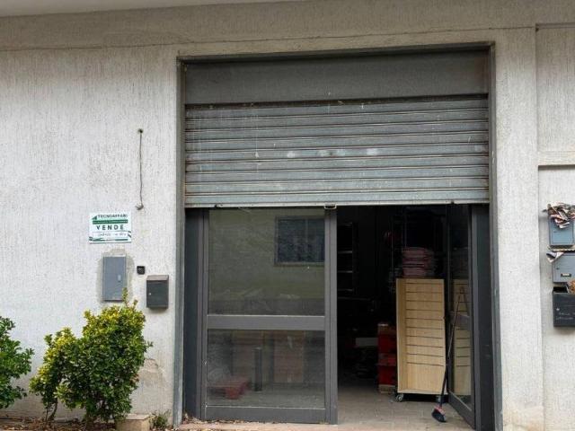 Box in vendita a Manduria, Taranto