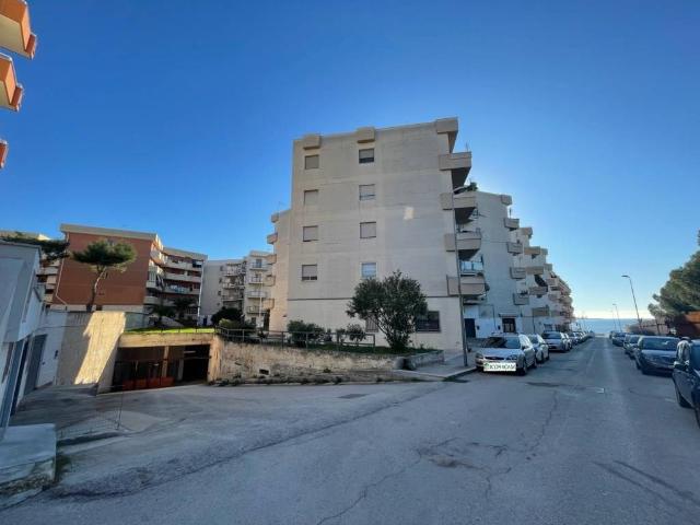 Box in vendita a Puglia, Foggia
