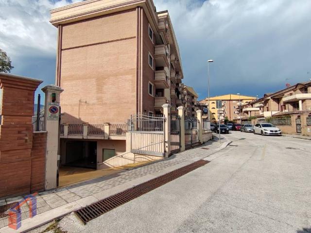 Box in vendita a Puglia, Foggia