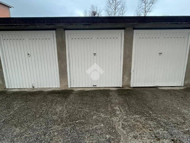Box in vendita a Piemonte, Cuneo