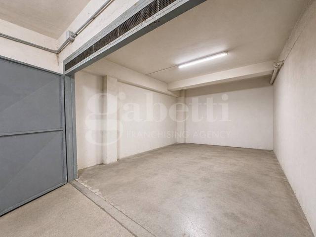 Box in vendita a Marano di Napoli, Napoli