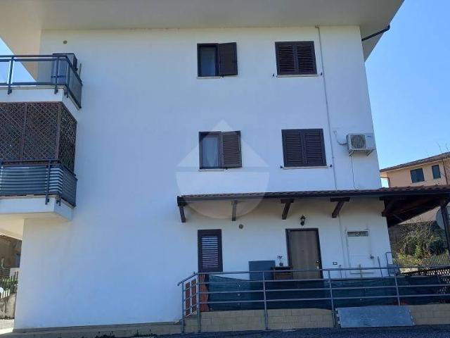 Box in vendita a Calabria, Cosenza