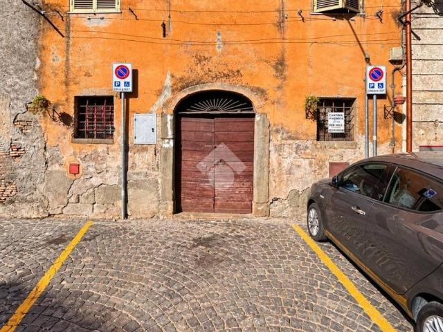 Box in vendita a Marino, Roma Capitale