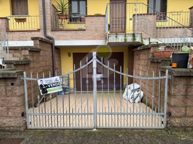 Box in vendita a Martignana di Po, Cremona