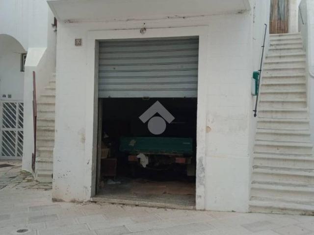 Box in vendita a Puglia, Taranto