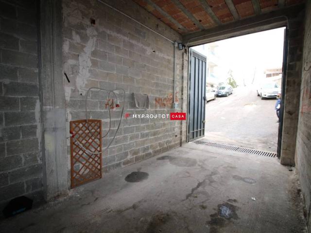 Box in vendita a Puglia, Taranto