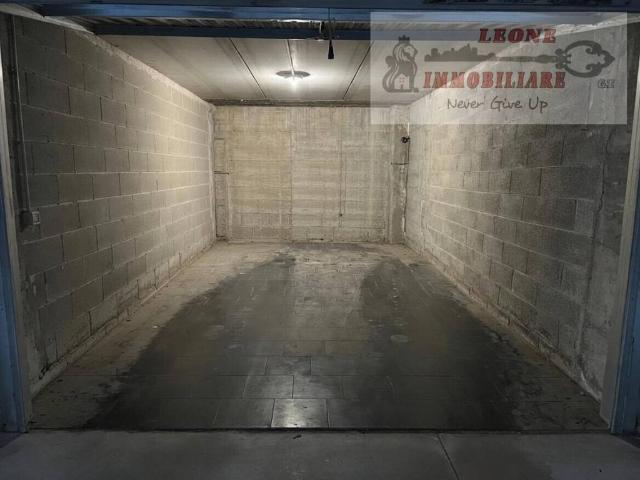 Box in vendita a Marzano, Lombardia